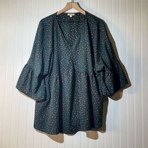 Andrée by Unit 2X Green Polka Dot Bell Sleeve Blouse Cottage Boho Peasant V Neck